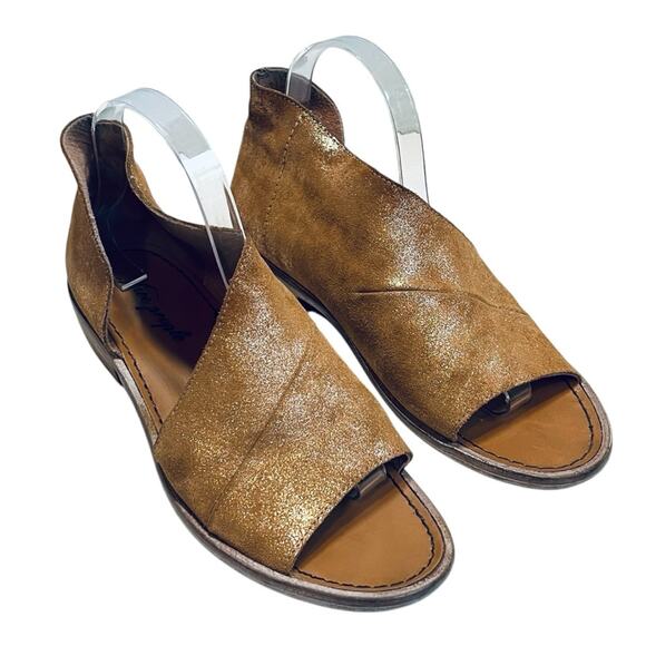 Free People Women’s Sz 8.5 Metallic Tan Sandals Mont Blanc Leather Cutout Flats - Picture 5 of 10